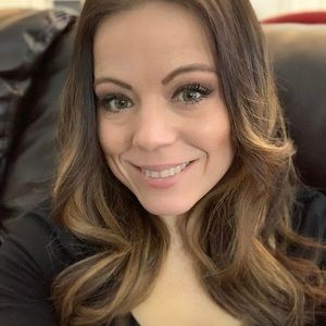 Meet your Posher, Shenade